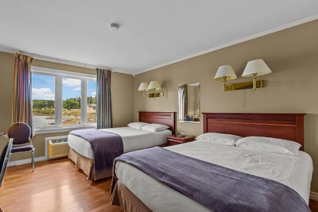 Bayview Inn — 2