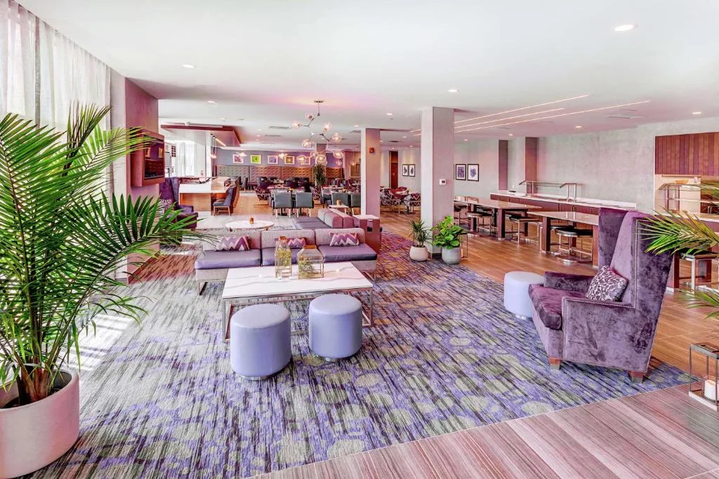 Hilton Garden Inn Toronto/Brampton West, Ontario, Canada — 5