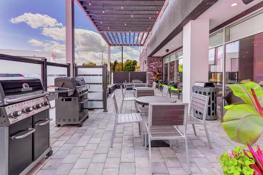 Home2 Suites By Hilton Toronto/Brampton, On — 5