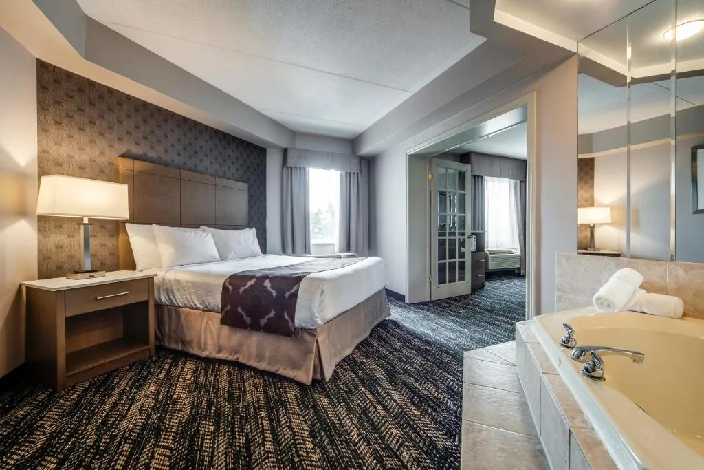 Monte Carlo Inn Brampton — 2