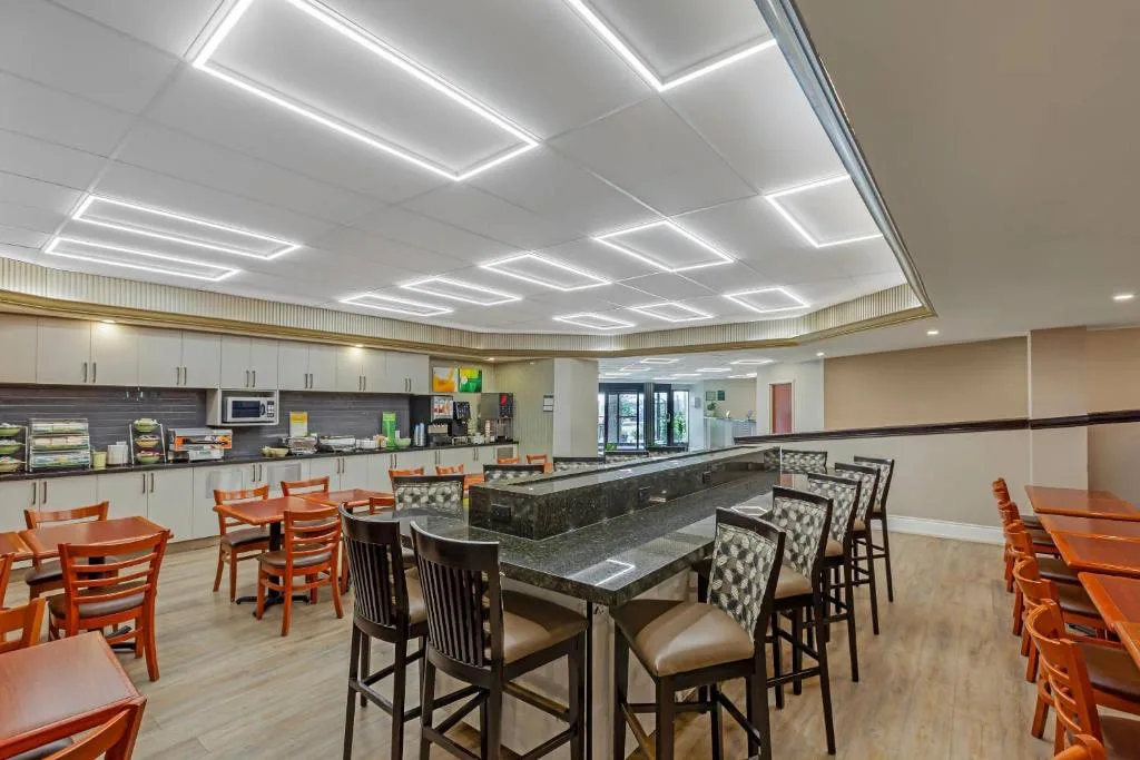 Quality Inn & Suites — 5