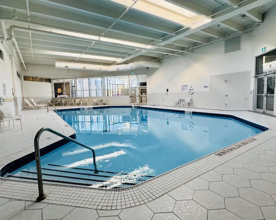 Candlewood Suites Burlington Conference Centre by IHG — 4