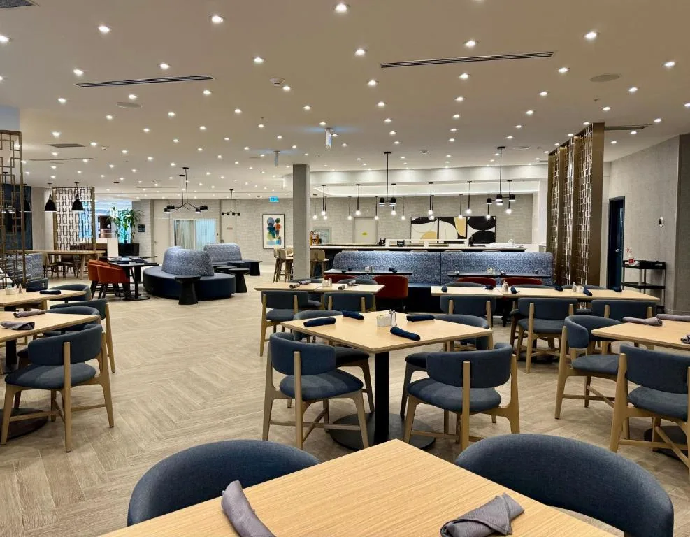 Candlewood Suites Burlington Conference Centre by IHG — 5