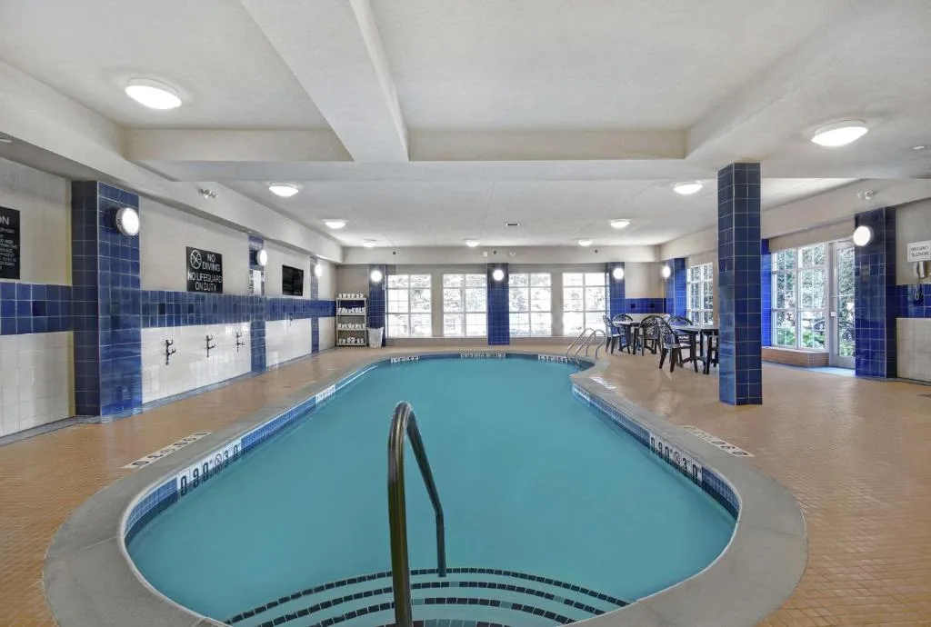 Homewood Suites by Hilton Burlington — 3