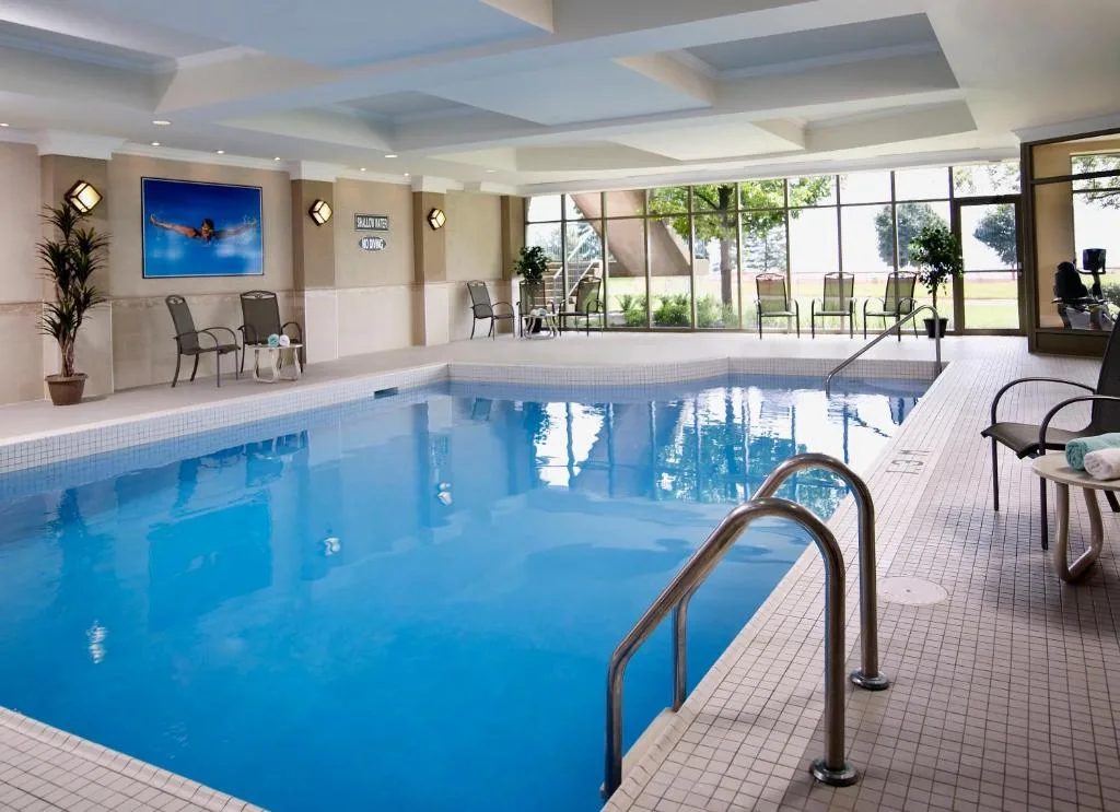 Waterfront Hotel Downtown Burlington — 4