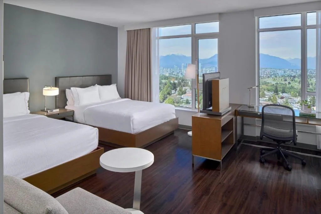 Element by Marriott Vancouver Metrotown — 2