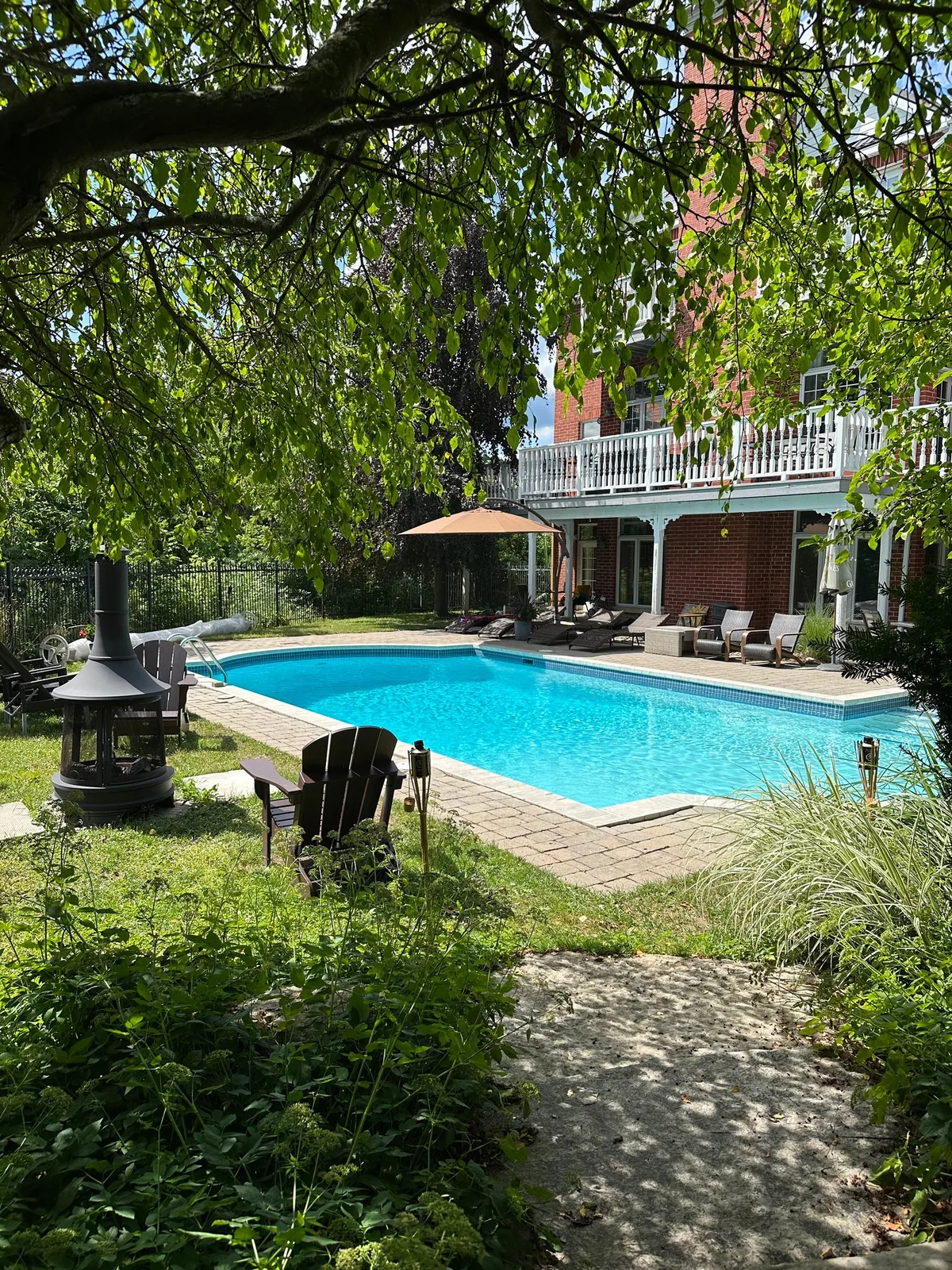 Caledon Manor & Country Inn