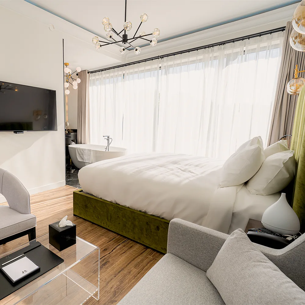 Mount Alverno Luxury Resorts
