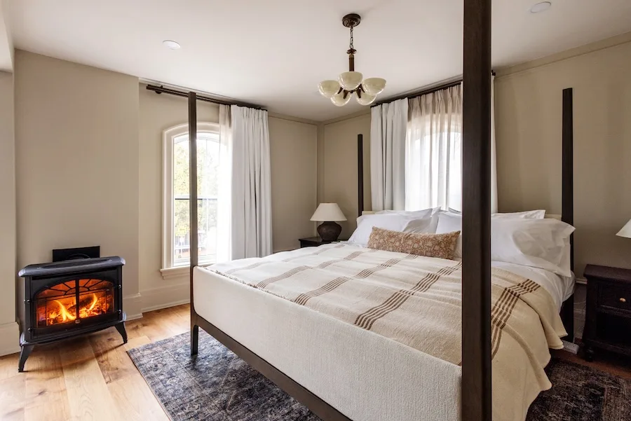 The Liberty Inn - Nordic Spa Hotel in Caledon Ontario — 5