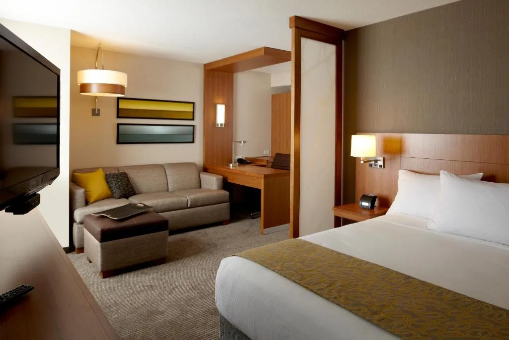 Hyatt Place Calgary Airport — 2