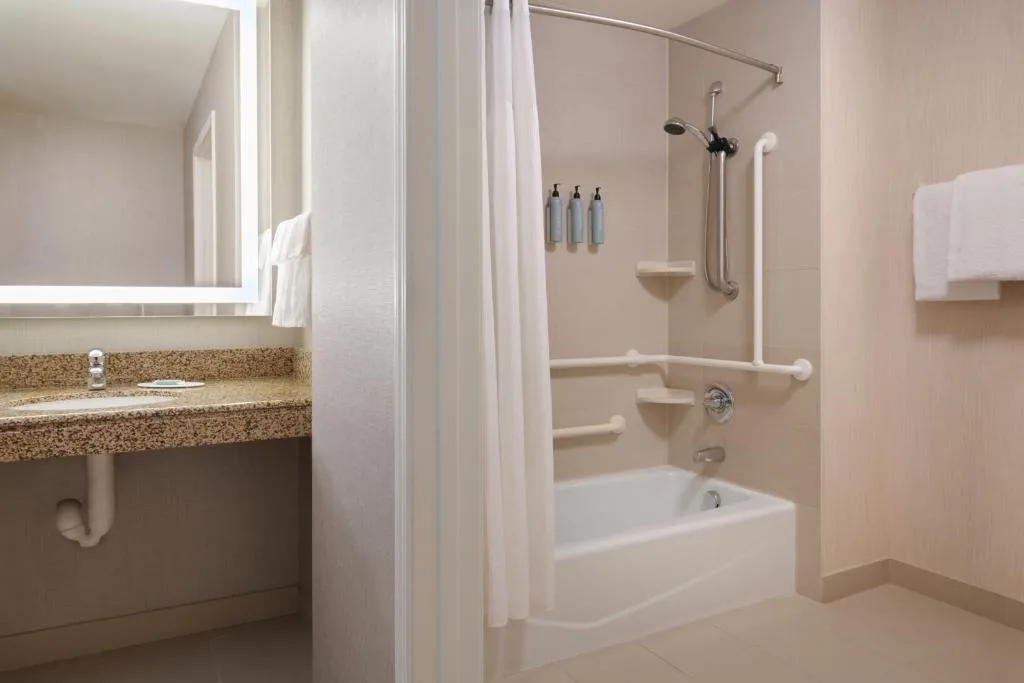 Residence Inn by Marriott Calgary Airport — 3