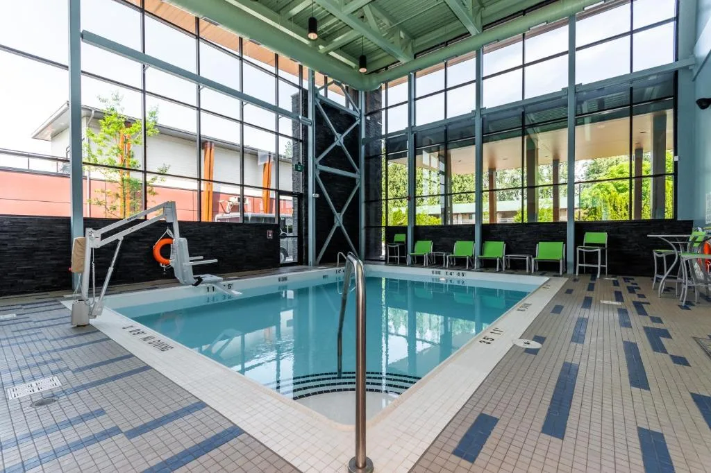 Holiday Inn Express & Suites - Chilliwack East an IHG Hotel — 4