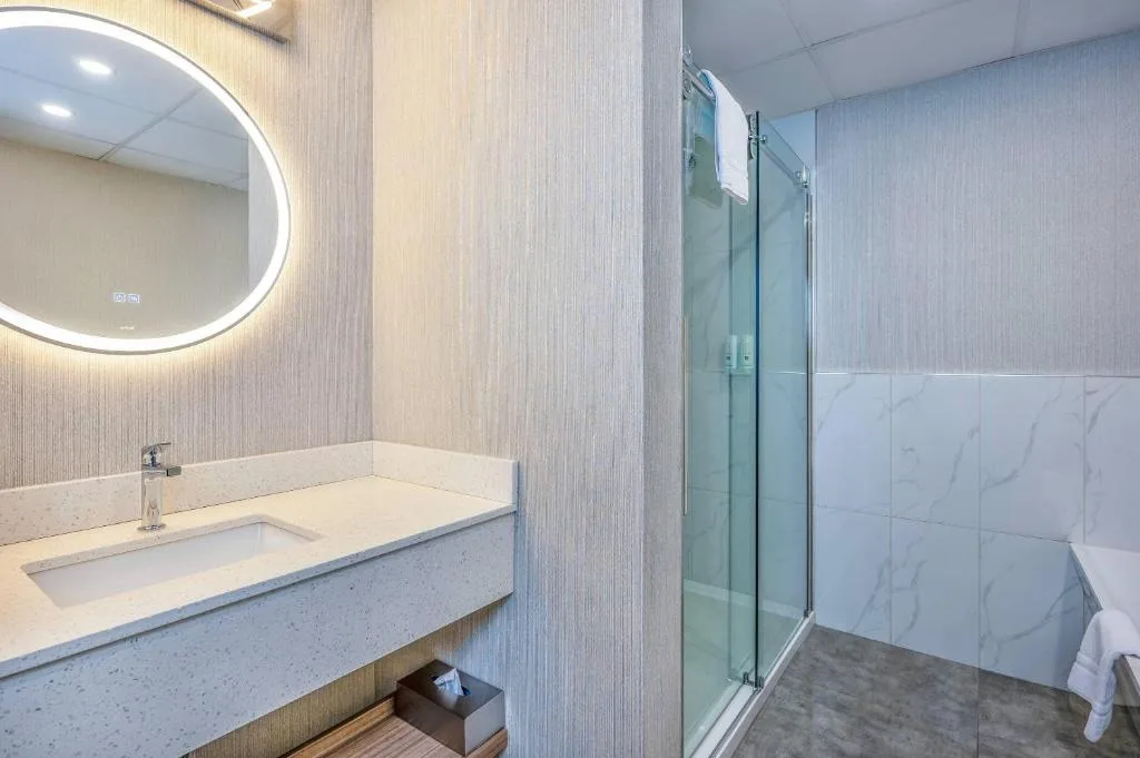 Quality Suites — 3