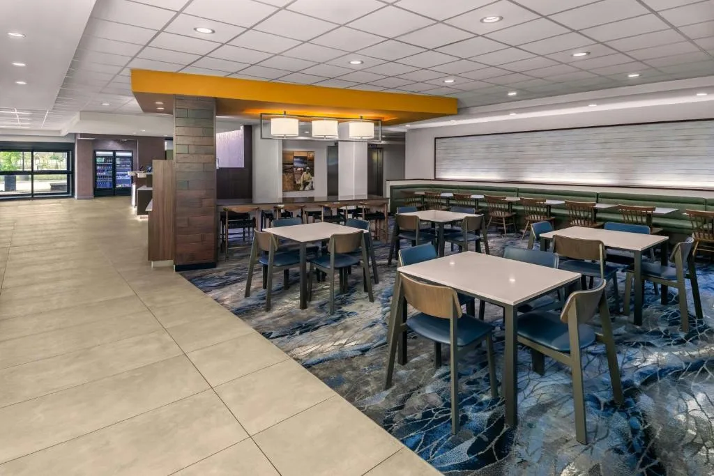 Fairfield by Marriott Edmonton North — 5