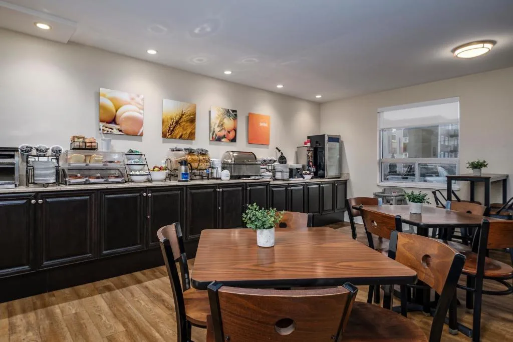 Comfort Inn - Gander — 4