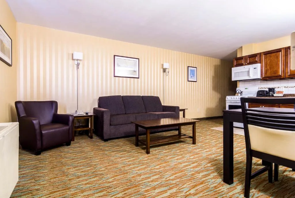 Sinbads Hotel & Suites — 4