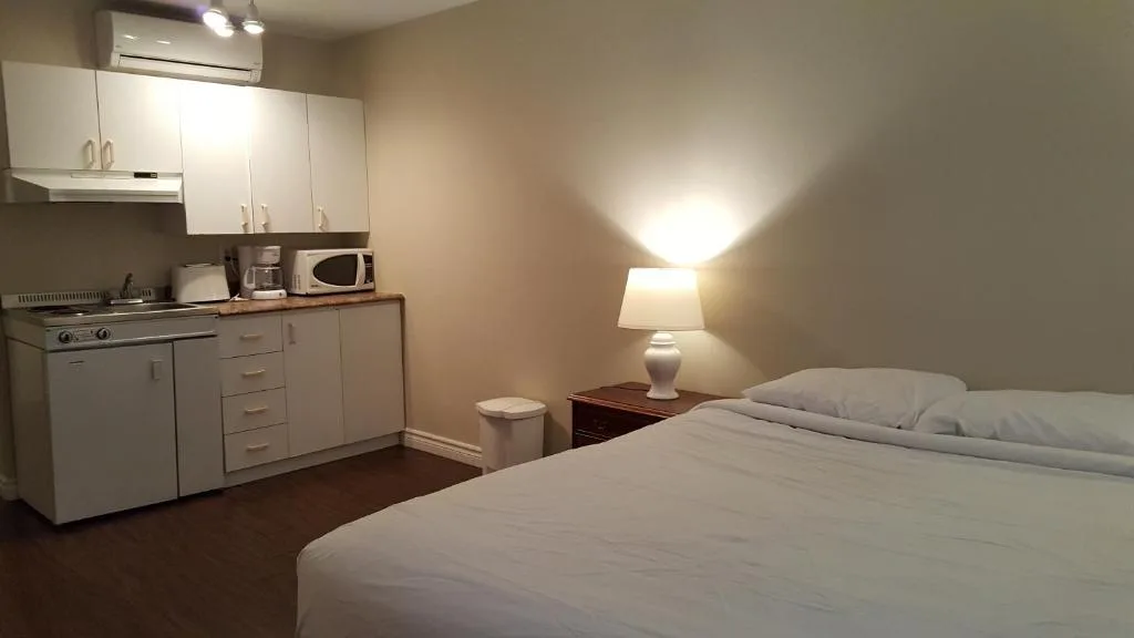 Duvernay Studios and Suites — 4