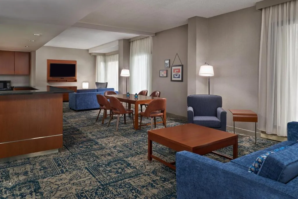 Four Points by Sheraton Hotel & Conference Centre Gatineau-Ottawa — 5