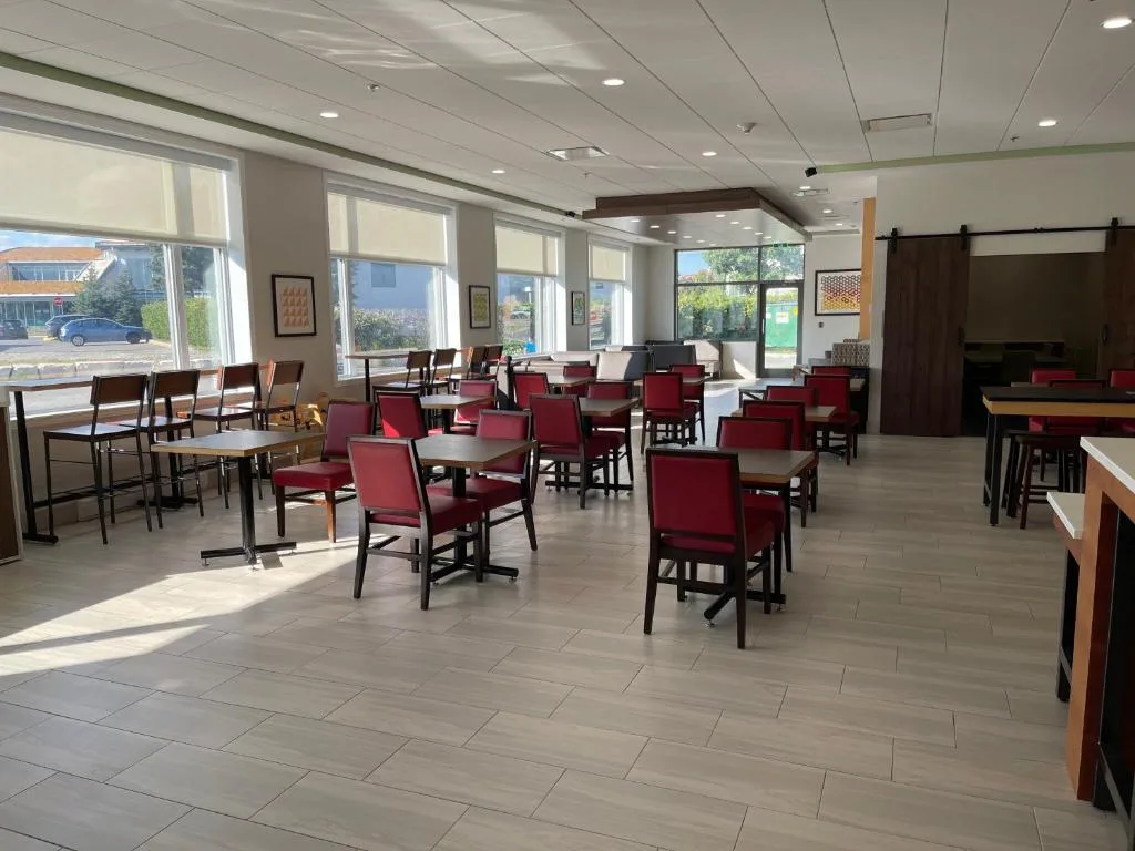 Holiday Inn Express & Suites - Gatineau - Ottawa by IHG — 5