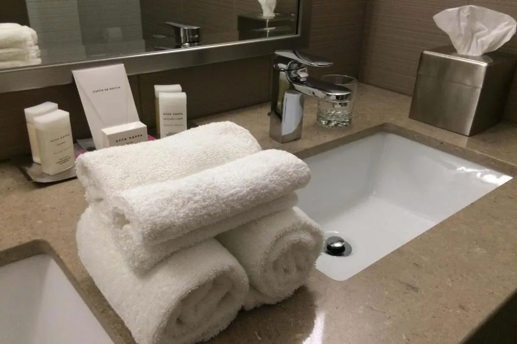 Les Suites Victoria, an Ascend Collection Hotel — 3