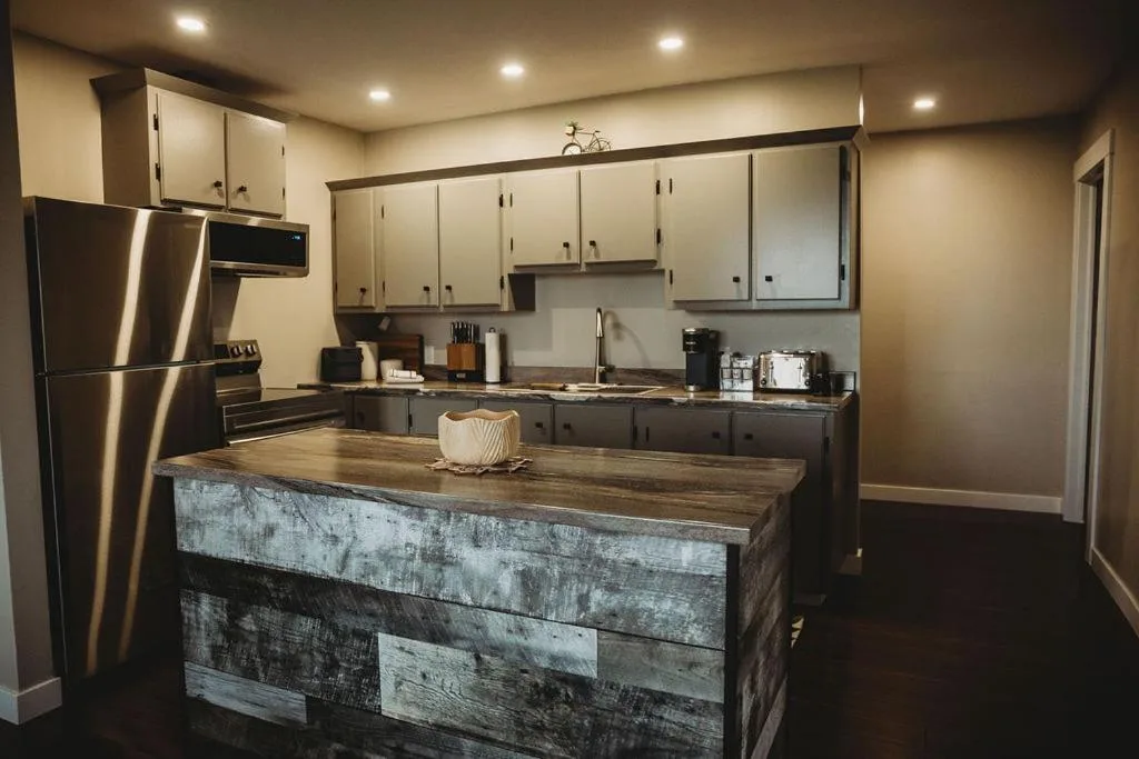 Riverside Suites — 2