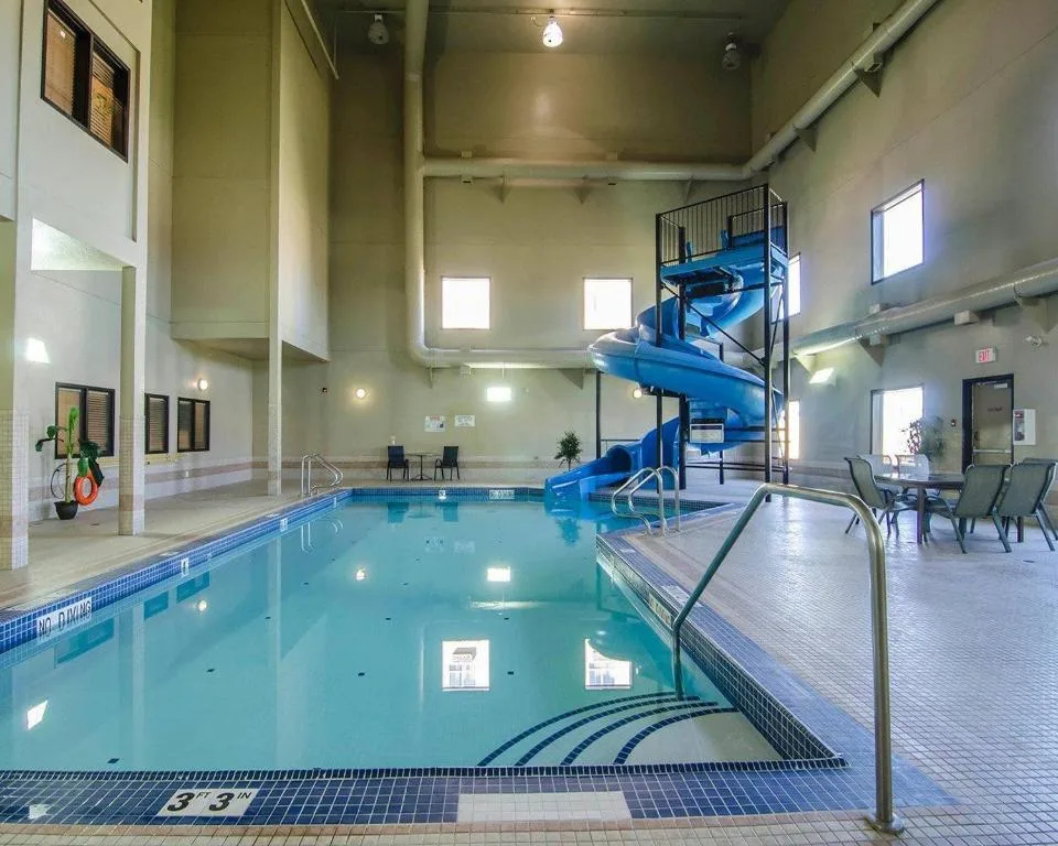 Quality Inn & Suites — 3