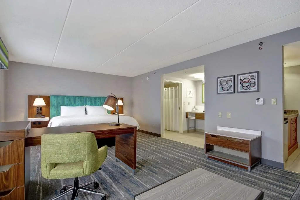 Hampton Inn & Suites Guelph — 2