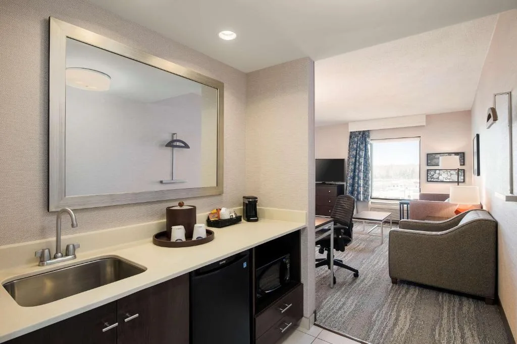 Hampton Inn & Suites by Hilton Dartmouth - Halifax — 3