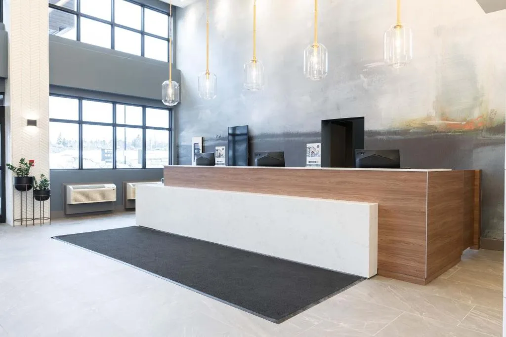 Sandman Signature Dartmouth Hotel & Suites — 3
