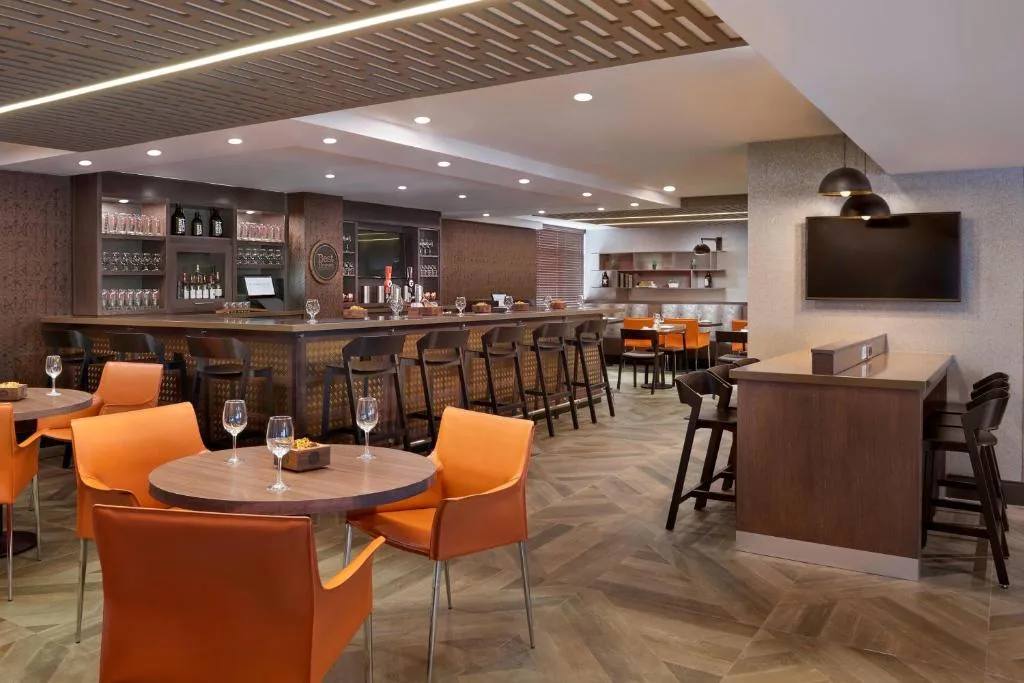 Four Points by Sheraton Hamilton - Stoney Creek — 5