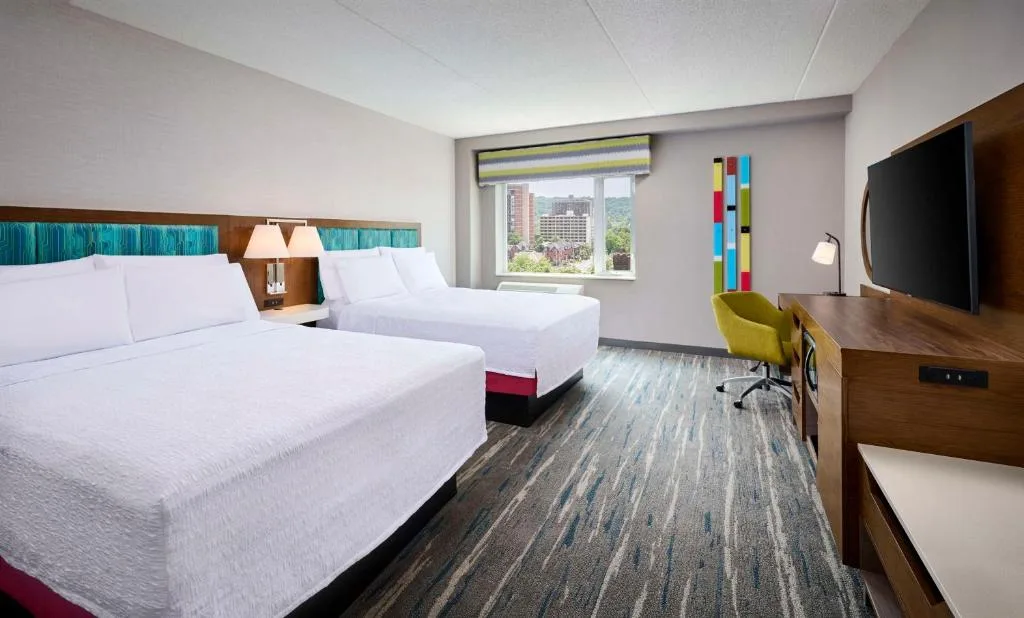 Hampton Inn By Hilton Hamilton — 2