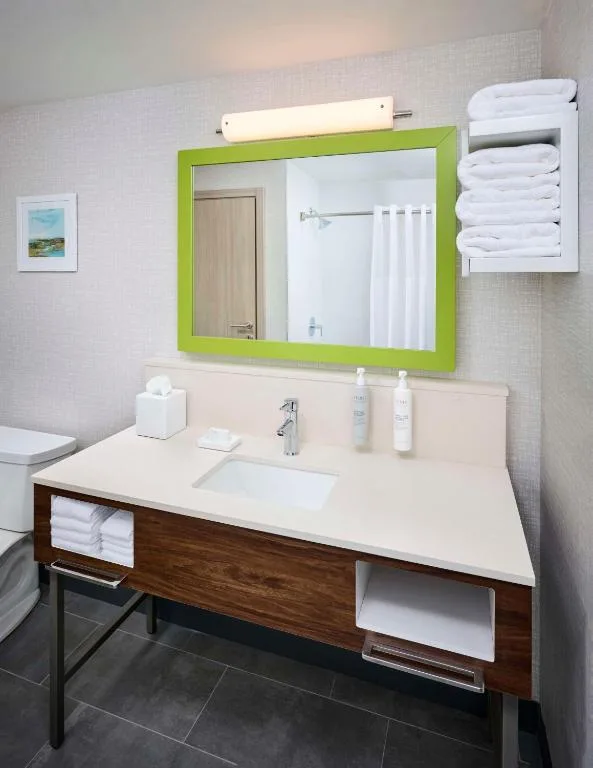 Hampton Inn By Hilton Hamilton — 3