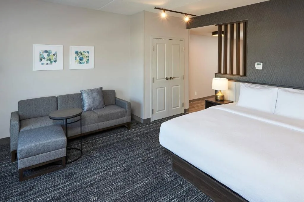 TownePlace Suites by Marriott Hamilton — 2