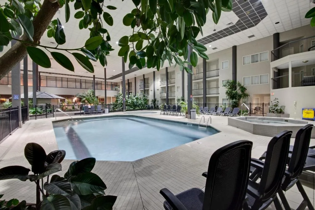 Coast Kamloops Hotel & Conference Centre — 3