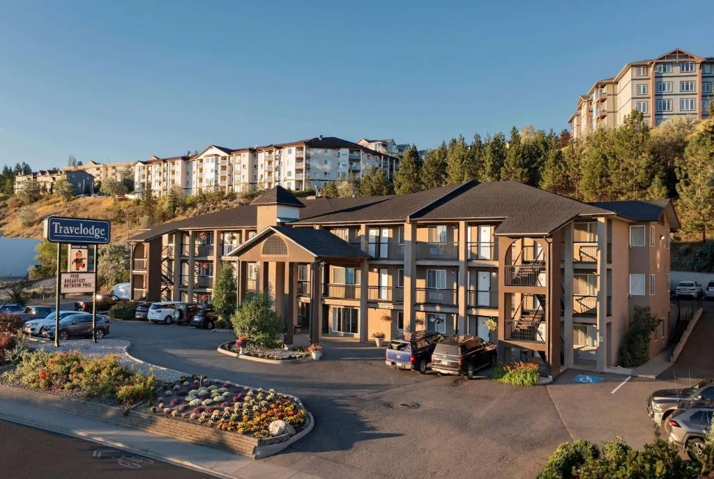 Travelodge by Wyndham Kamloops Mountview — 3