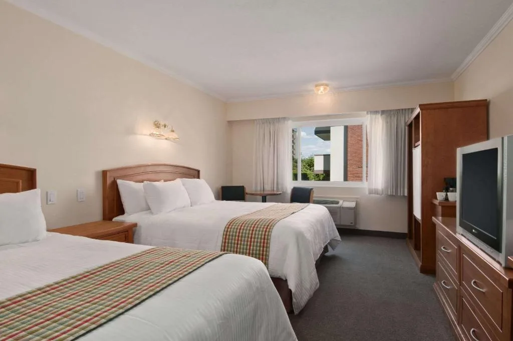 Travelodge by Wyndham Kamloops — 2