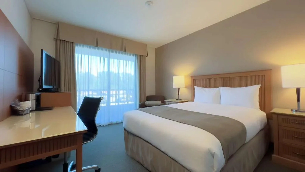 Coast Capri Hotel — 5