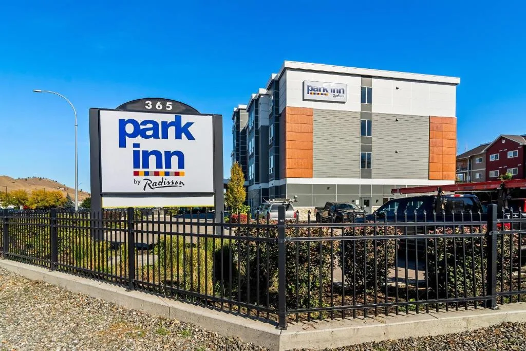 Park Inn by Radisson, Kelowna — 5
