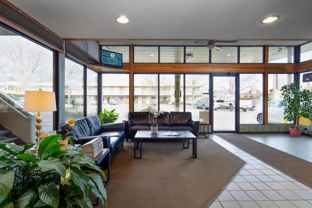 Siesta Suites — 2