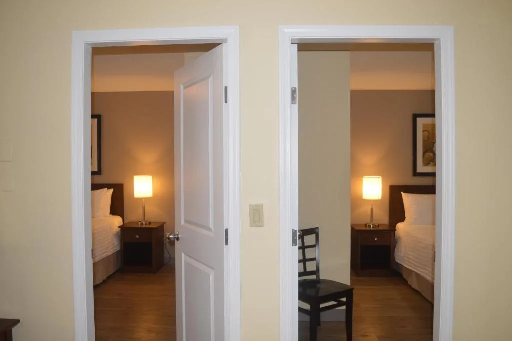 Siesta Suites — 4
