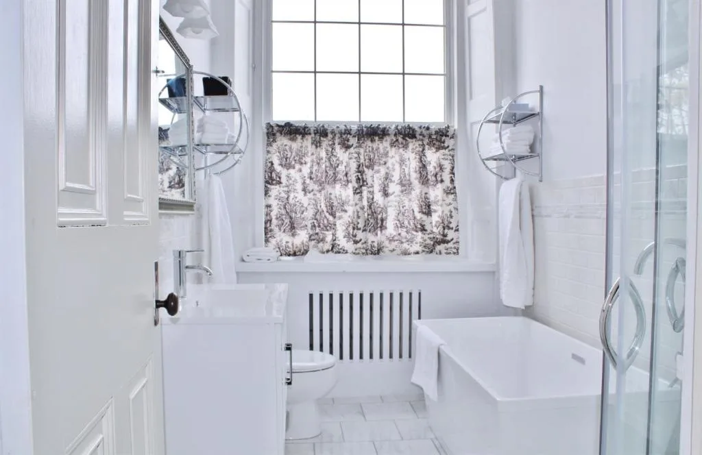 All Suites Whitney Manor — 3
