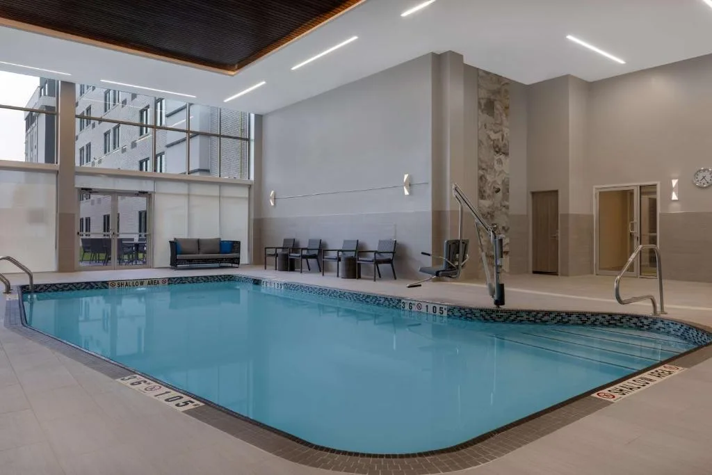 DoubleTree by Hilton Kingston - Newly Renovated — 3