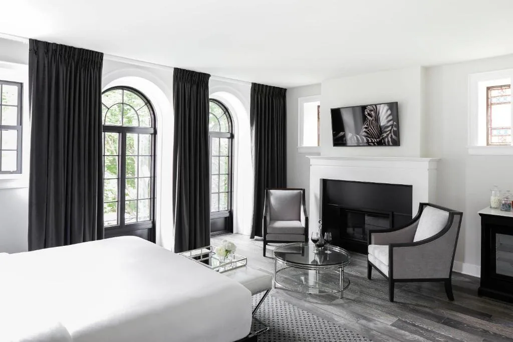 Frontenac Club, an Ascend Collection Hotel — 3