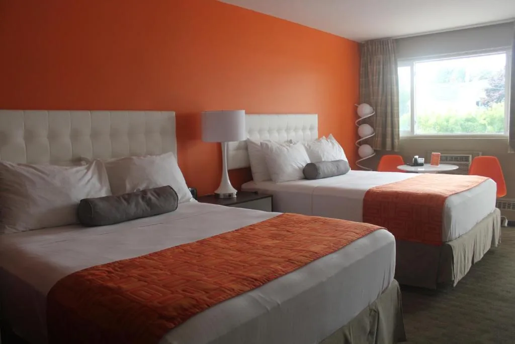 Howard Johnson Inn by Wyndham Kingston — 2