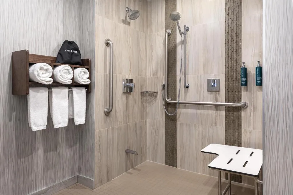 DoubleTree by Hilton Kitchener — 2