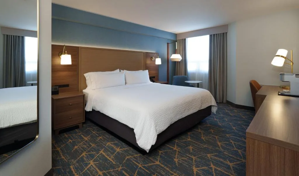 Holiday Inn Laval Montreal by IHG — 2