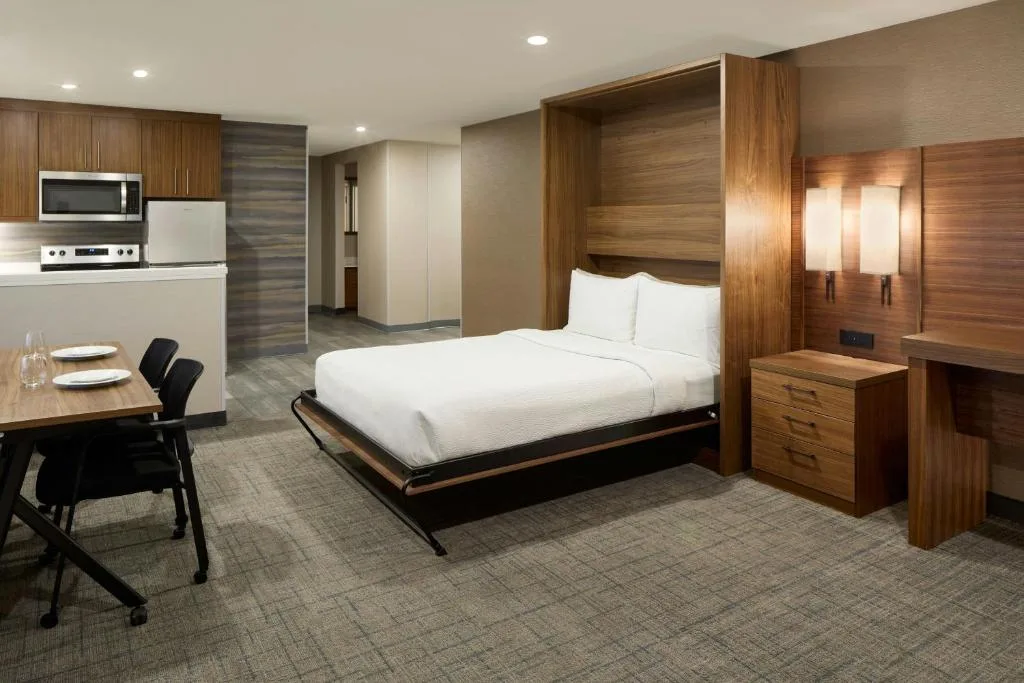Residence Inn by Marriott Laval — 4