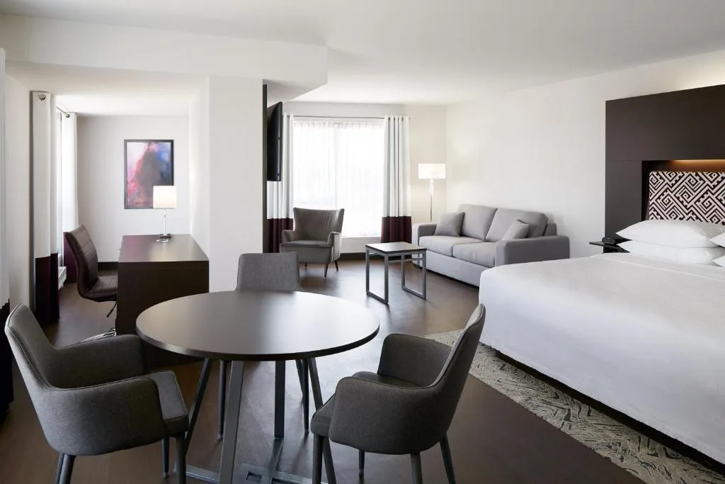 Four Points by Sheraton Lévis Convention Centre — 2