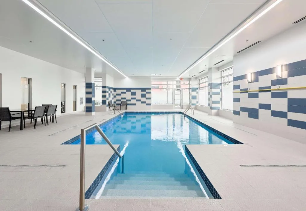 Hampton Inn & Suites by Hilton Quebec City Levis — 4