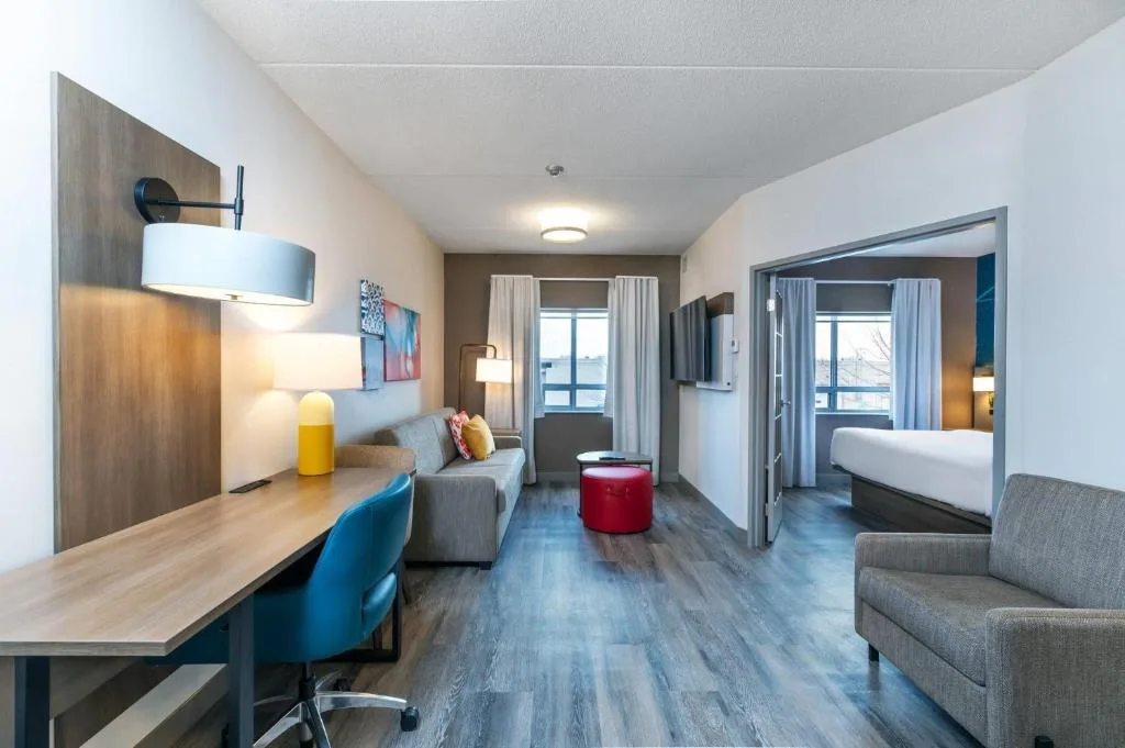Comfort Suites